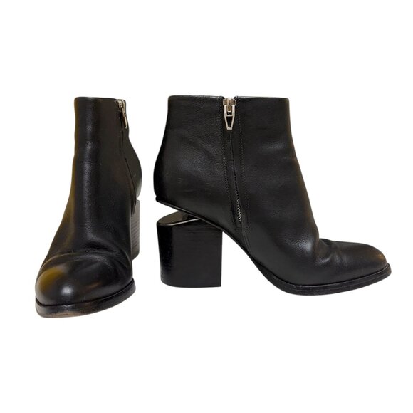 Alexandar Wang Black Leather Gabi Ankle Boots - Picture 4 of 4